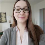 etudiante en histoire , disponible pour soutien , cours pour tous les niveaux afin de pouvoir avoir de superbes notes à l'école